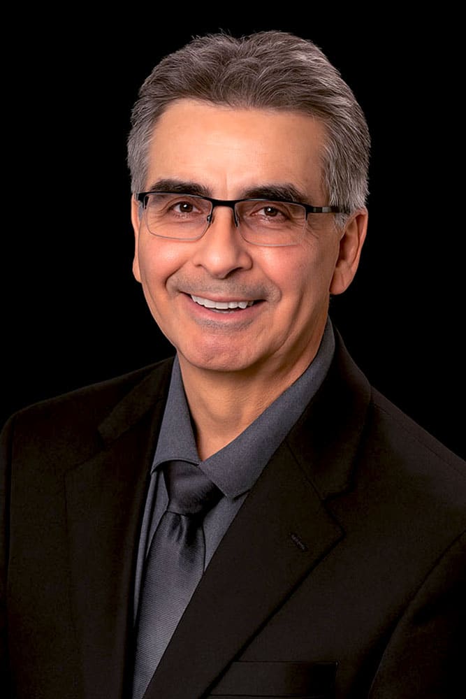 Headshot of Dr. James Flores, OD.