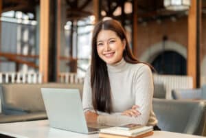 24 year old Asian woman doing research on the best LASIK surgeon in Arizona and finding Barnet Dulaney Perkins